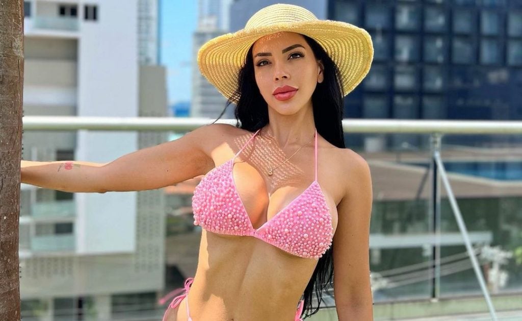بعد تكبير الصدر ورفع المؤخرة.. بينيدا تطمح إلى خصر نحيف جداً عبر كسر أضلاعها