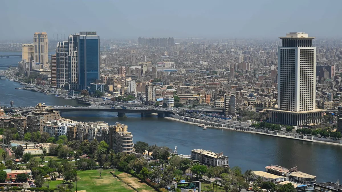 وفد إسرائيلي سيصل إلى القاهرة لبحث مقترح مصري بشأن الهدنة في غزة… ماذا يتضمّن؟