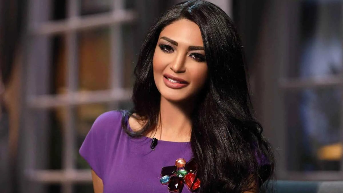 "لي بيتان في الجنة".. ما قصة التعليق المؤثر من إعلامية شهيرة؟ (صورة)