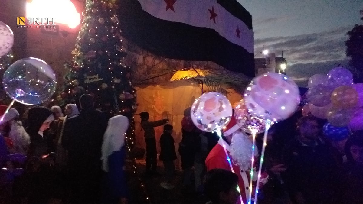 مسيحيو سوريا يحتفلون بعيد الميلاد لأول مرة بعد سقوط الأسد