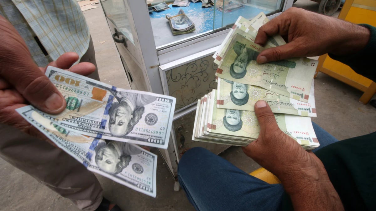 إيران تعلن الإفراج عن جزء من أموالها المجمدة في الخارج