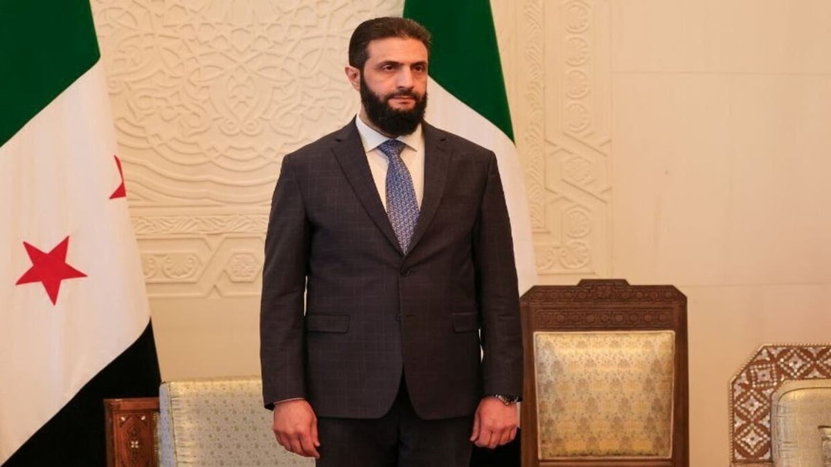 تنصيب أحمد الشرع رئيسا انتقاليا للجمهورية العربية السورية بشكل