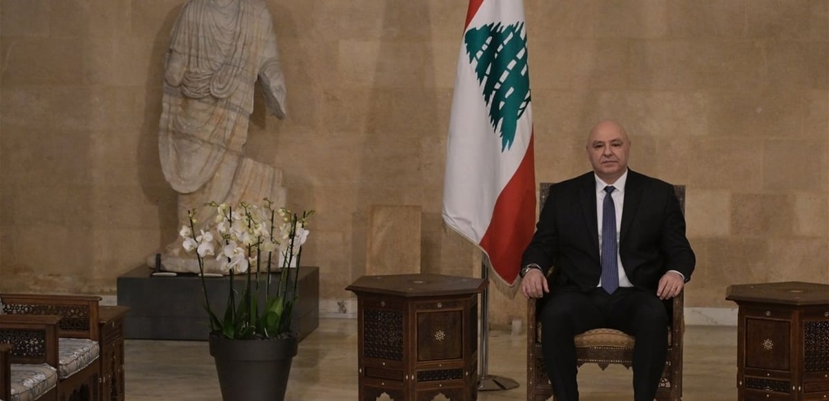 الصور الأولى لجوزاف عون على كرسيّ الرئاسة