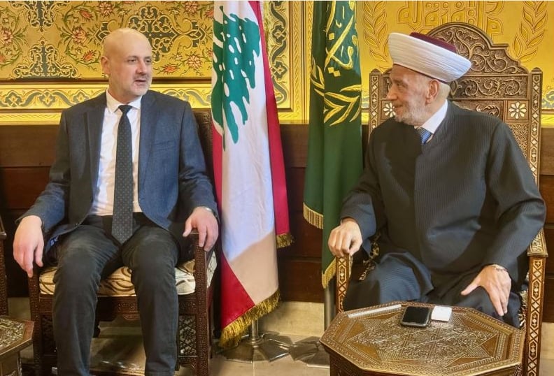 مولوي زار المفتي دريان: لضرورة الإنسحاب الإسرائيلي وإعادة الإعمار