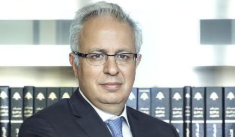 السيرة الذاتية لوزير العدل عادل نصار