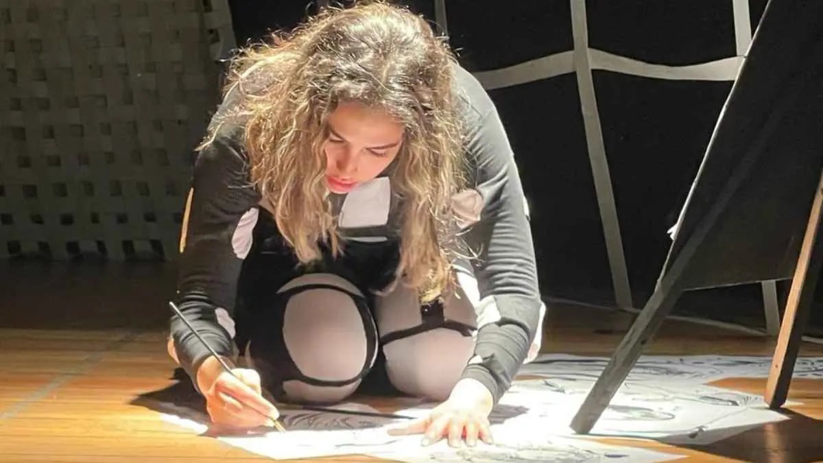 "رسائل قبل الموت"..مسرحية تتعاطف مع المريض نفسيا
