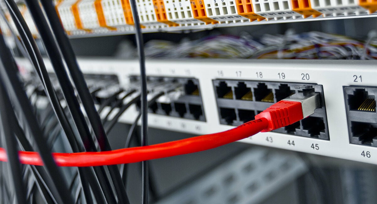توقف الإنترنت والاتصالات بدرعا والسويداء بسبب تعديات متكررة