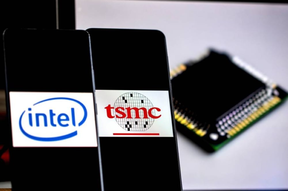 "TSMC" تخطط لشراكة مع "إنتل" لصناعة الرقائق في أميركا