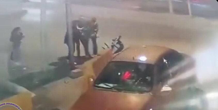 طبيب ينقذ طفلة بالصدفة اختنقت في الشارع