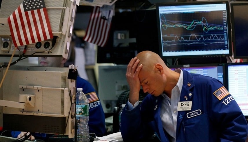 قبل دخول رسوم ترامب حيز التنفيذ.. تدهور الأسهم الأمريكية