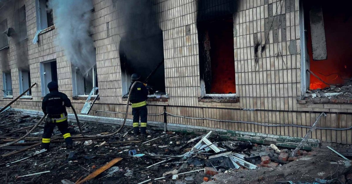 هجمات متبادلة بين روسيا وأوكرانيا والصين تدخل على خط الأزمة