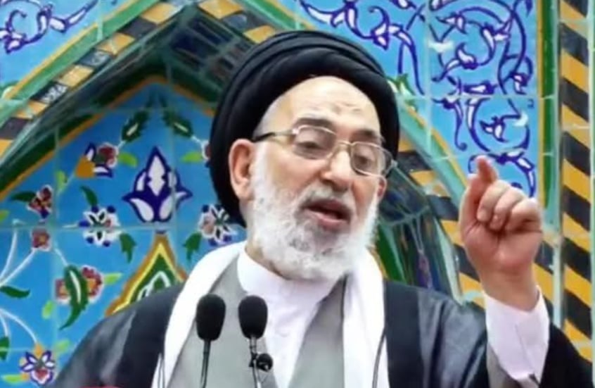 إمام جمعة النجف صدر الدين القبانجي يوجه نصيحة لترامب ويهدد بضرب القواعد الأمريكية في العراق