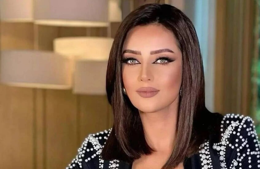 تغريم إعلامية شهيرة بتهمة السب والقذف