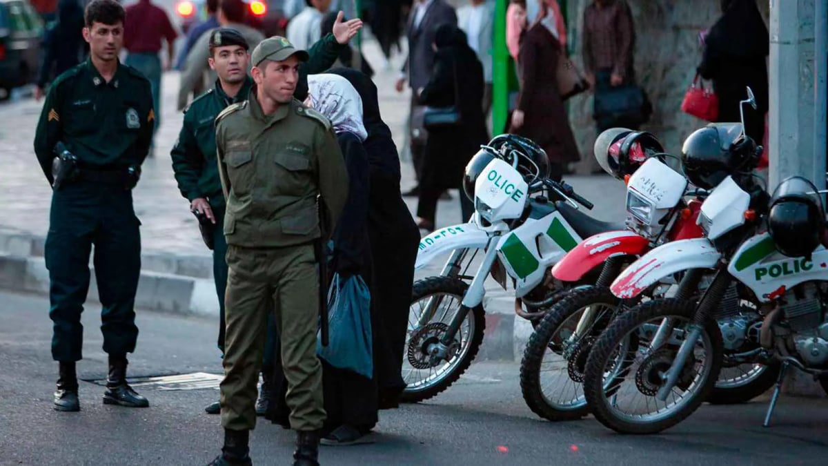 إيران تعلن تفكيك خلية "داعشية" خططت لهجمات انتحارية في عيد النوروز