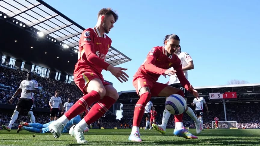 بعد السقوط أمام فولهام.. كم نقطة يحتاجها ليفربول للتتويج بالدوري؟