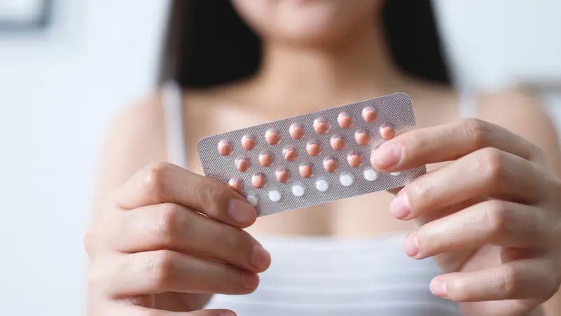 نساء شابات في خطر: حبوب منع الحمل المركبة تضاعف السكتات الدماغية