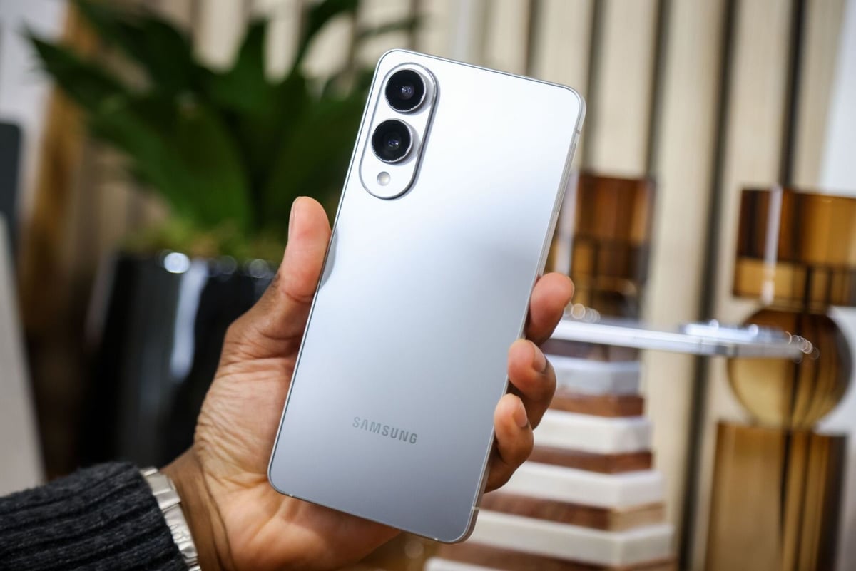 Samsung تطلق أنحف هواتفها "Galaxy S25 Edge"