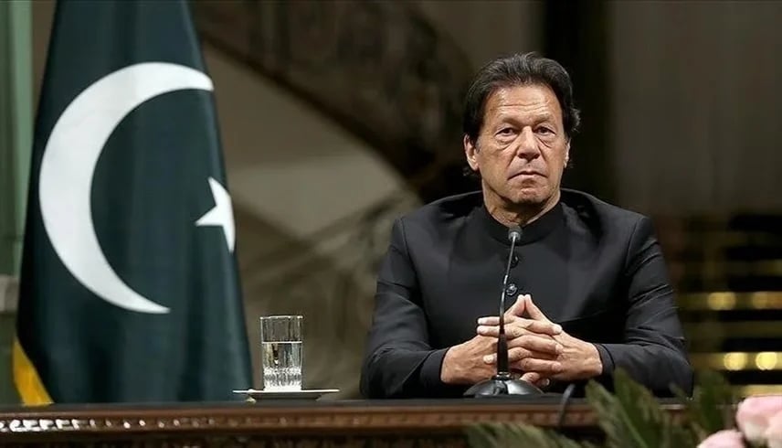 عمران خان يوافق على إجراء حوار مع الحكومة