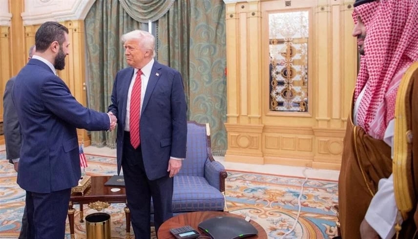 الشرع يدعو إلى الاستثمار في سوريا لدفع جهود إعادة الإعمار