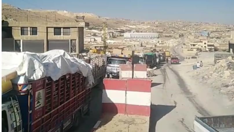 ترحيل 100 عائلة نازحة سوريّة