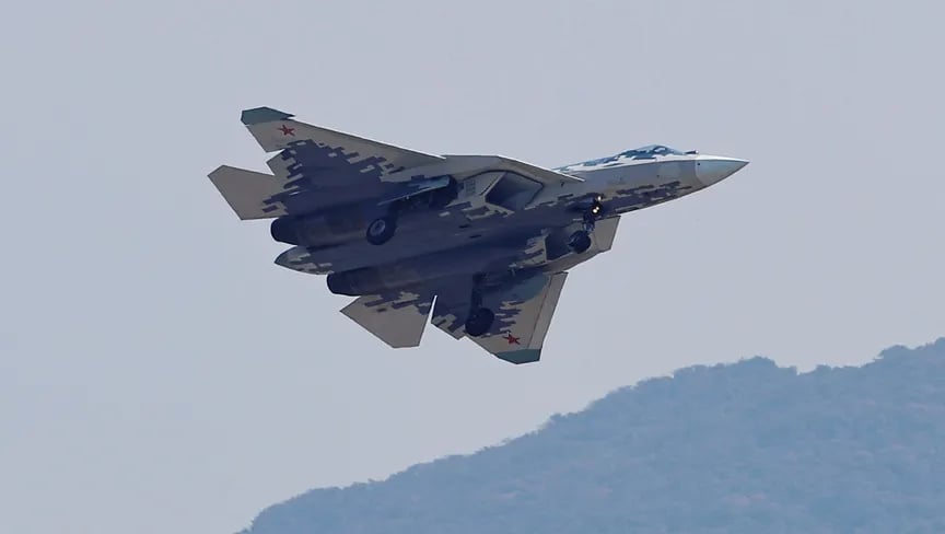 عبر الذكاء الاصطناعي.. روسيا تعتزم تزويد Su-57 بمساعد طيار غير بشري