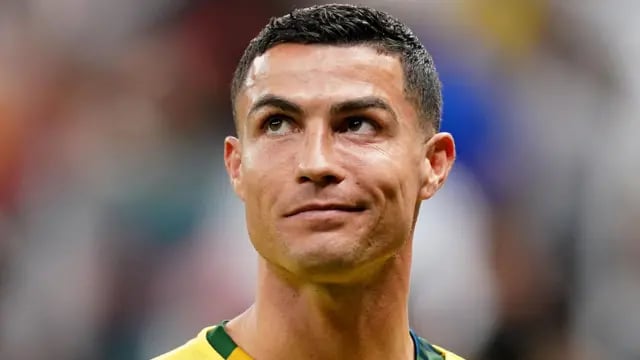 نجم فوق الطلب.. 8 أندية تطارد كريستيانو رونالدو