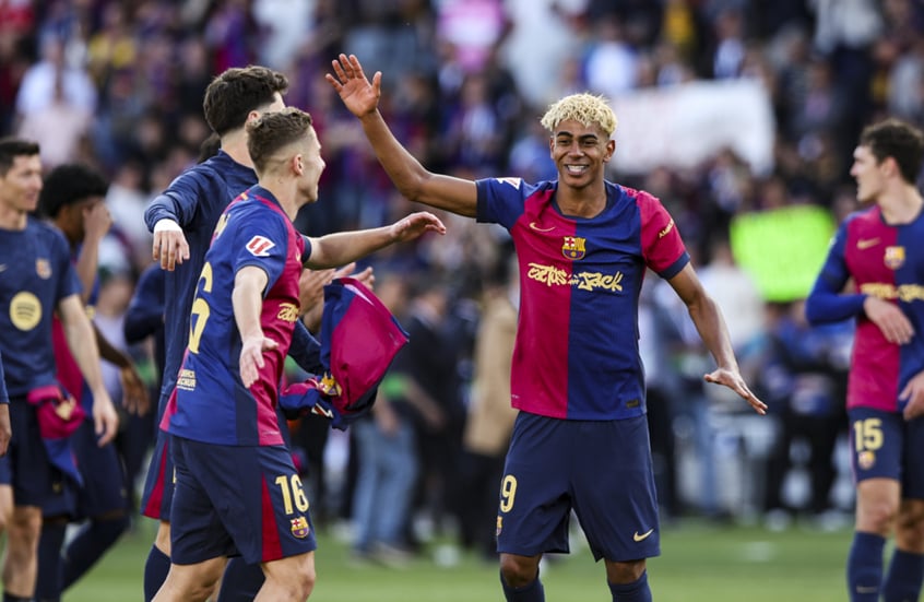 للمرة 28 في تاريخه.. برشلونة يتوج بطلاً للدوري الإسباني رسمياً