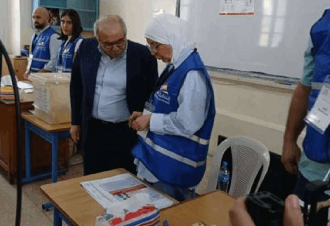 جال سلام على مراكز الاقتراع في مدرسة الفرير الجميزة وتفقد سير العملية الانتخابية