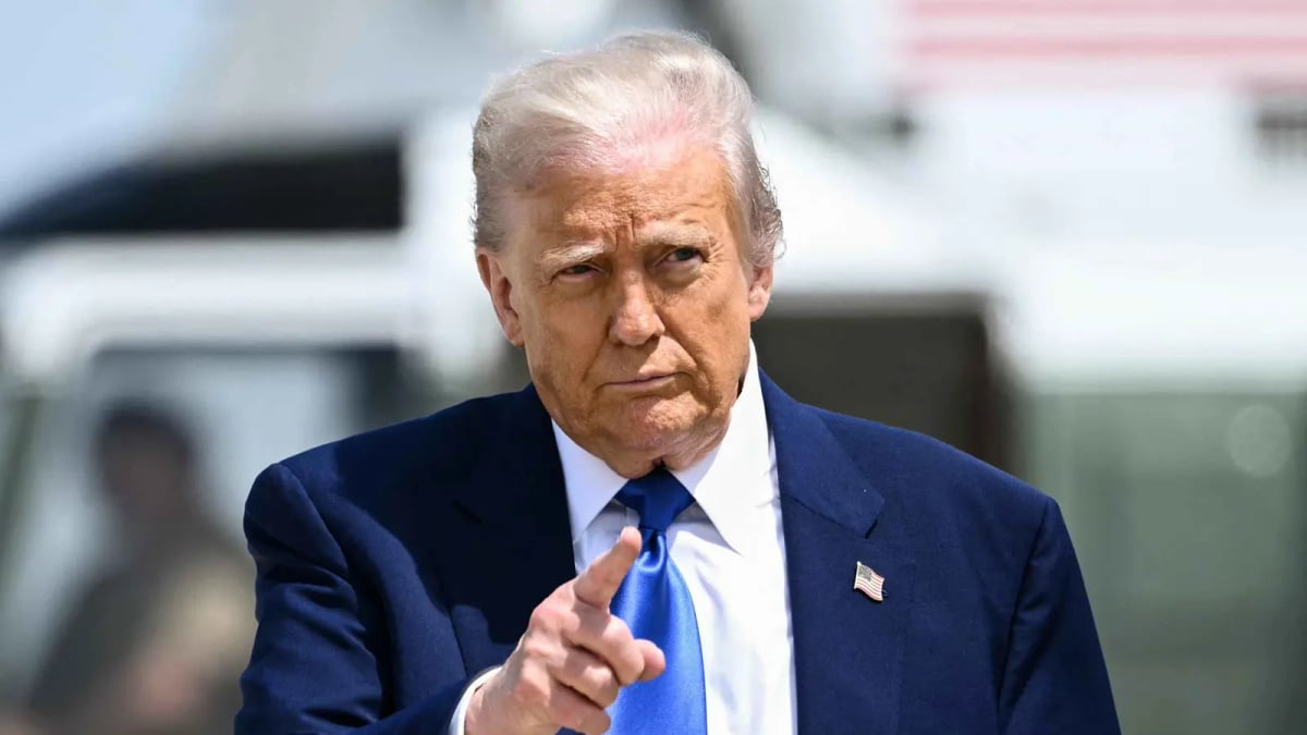 ترامب يدعو طهران إلى "استسلام غير مشروط".. ويلوّح باغتيال خامنئي