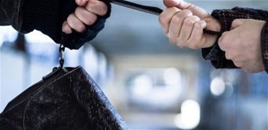 يسلبون المارة بقوة السلاح على طريق المطار.. هل من وقع ضحيّتهم؟