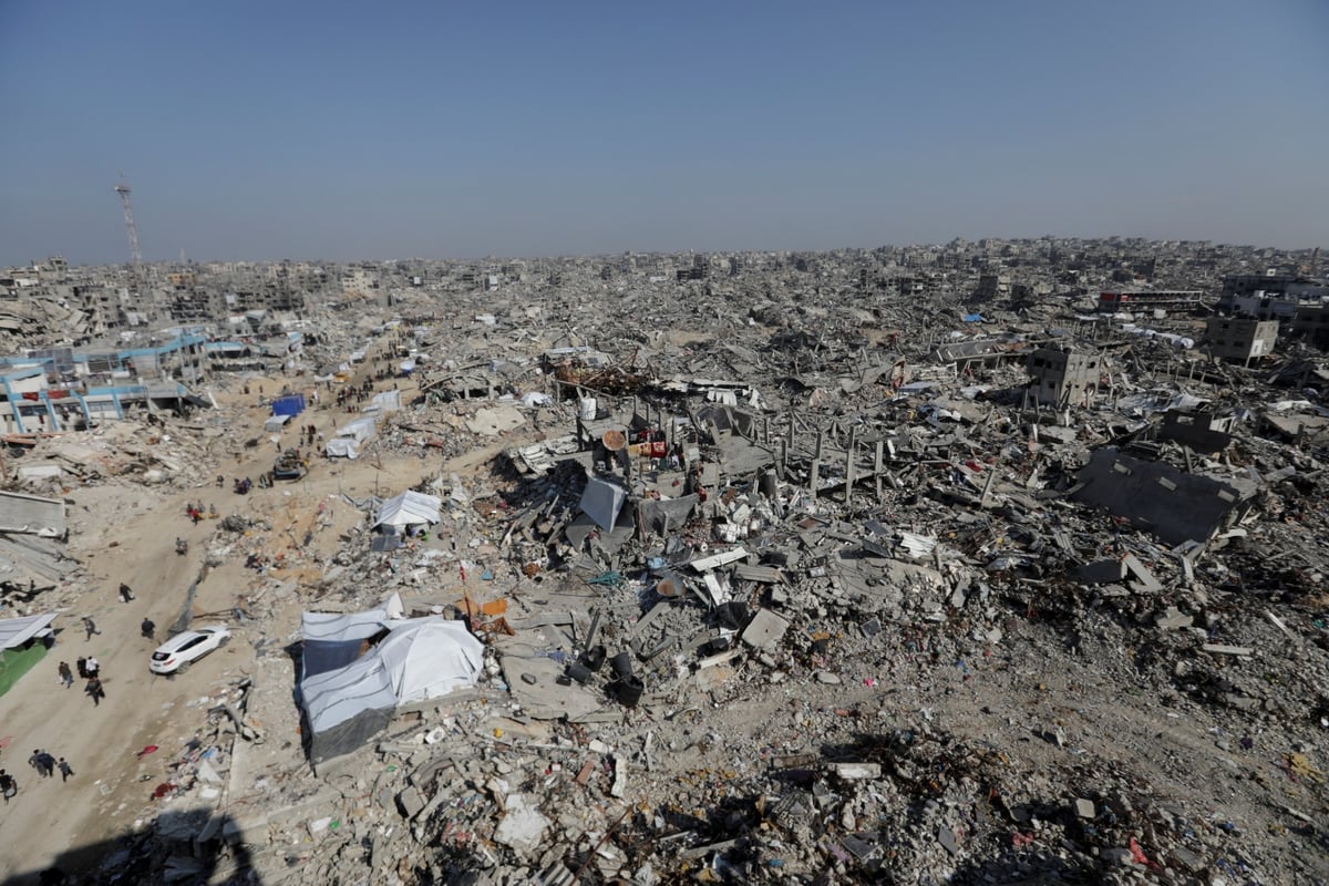 نتنياهو لنواب إسرائيليين: ندمر مباني غزة لدفع الفلسطينيين إلى المغادرة