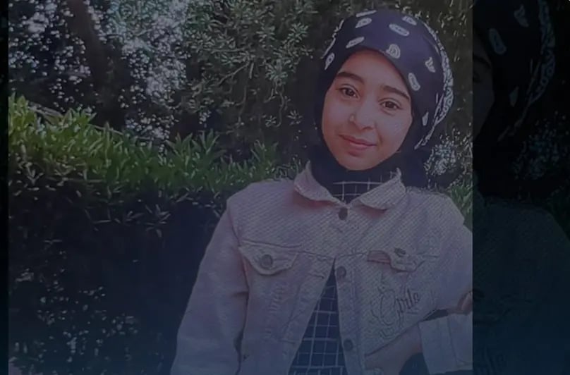 هربت من الكلاب الضالة فماتت غرقا