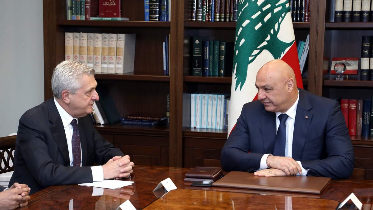 الرئيس عون أكد لغراندي تمسك لبنان بعودة النازحين السوريين