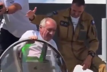 شاهد.. "الرافال" تضع رئيس وزراء فرنسا في موقف حرج