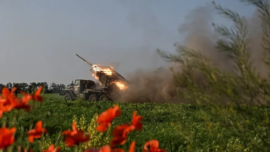 روسيا تتقدم نحو وسط شرق أوكرانيا.. وخلافات بشأن تبادل رفات الجنود
