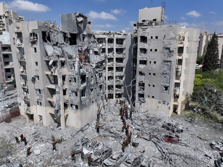 العفو الدولية: إيران أطلقت "ذخائر عنقودية" على إسرائيل