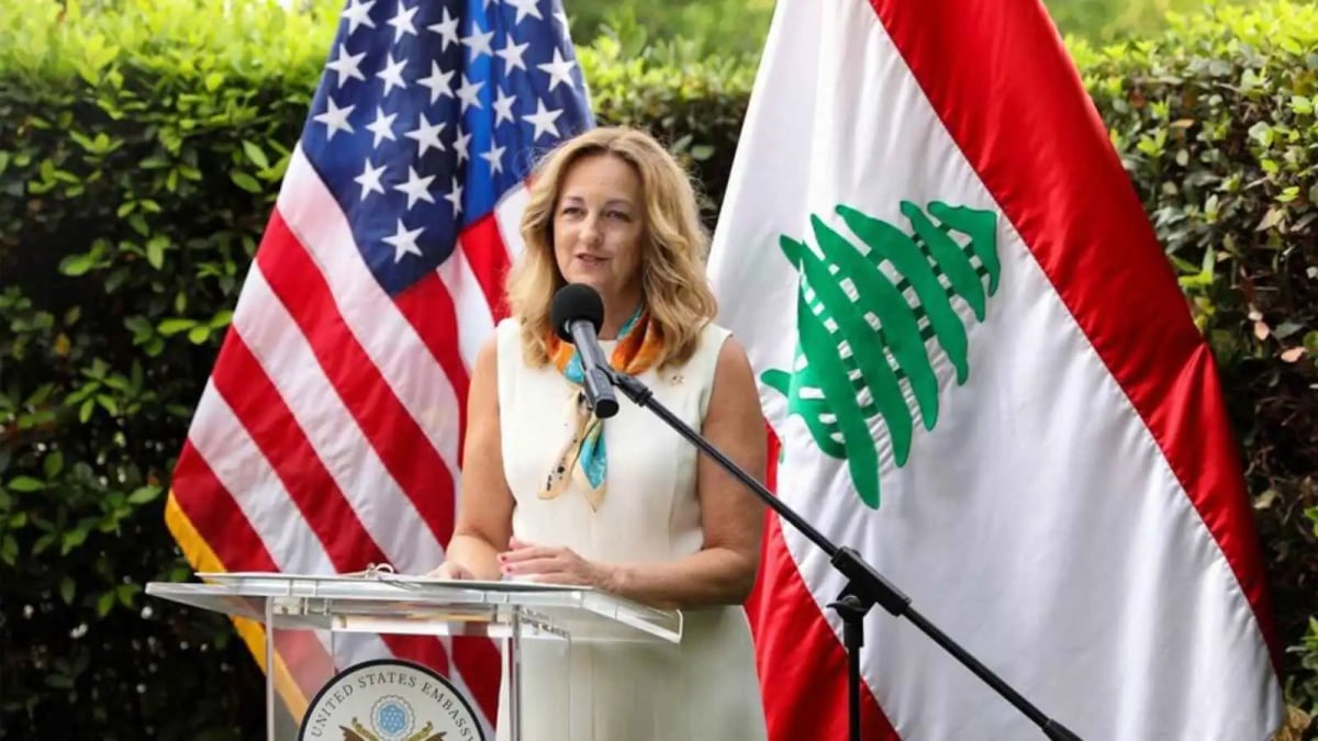 وشم السفيرة الأمريكية في لبنان يثير الجدل (صورة)