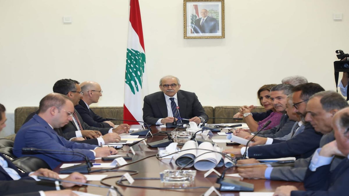 اجتماع موسع في السراي لمتابعة مشكلة التلوث المزمن في نهر الليطاني وبحيرة القرعون