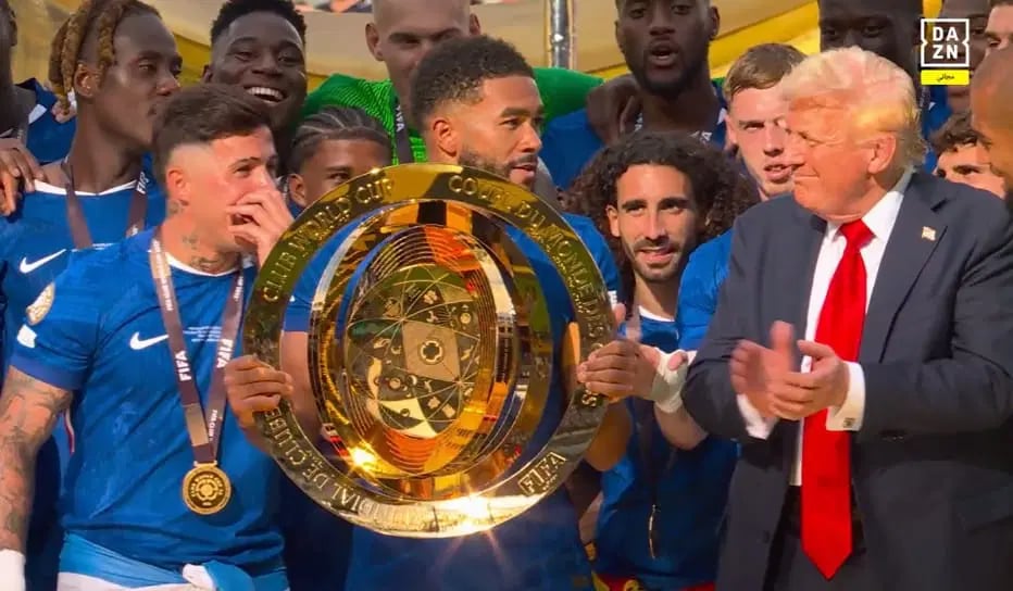 ترامب يتوج تشيلسي بكأس العالم للأندية