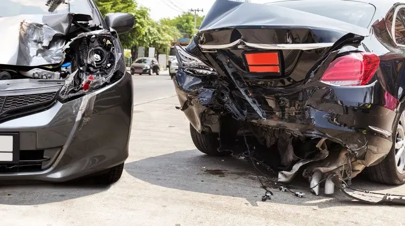 تقرير: سيارات “Total Loss” تغزو شوارع لبنان