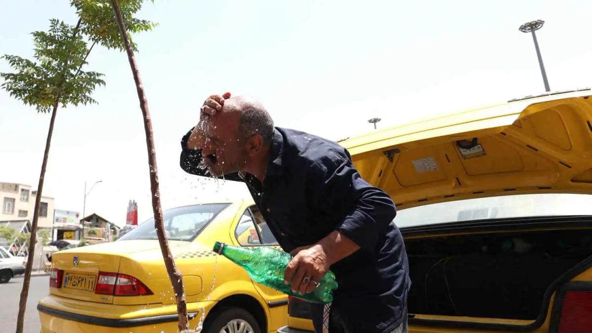 إيران.. غضب بسبب انقطاع الكهرباء والمياه وسط حر قياسي