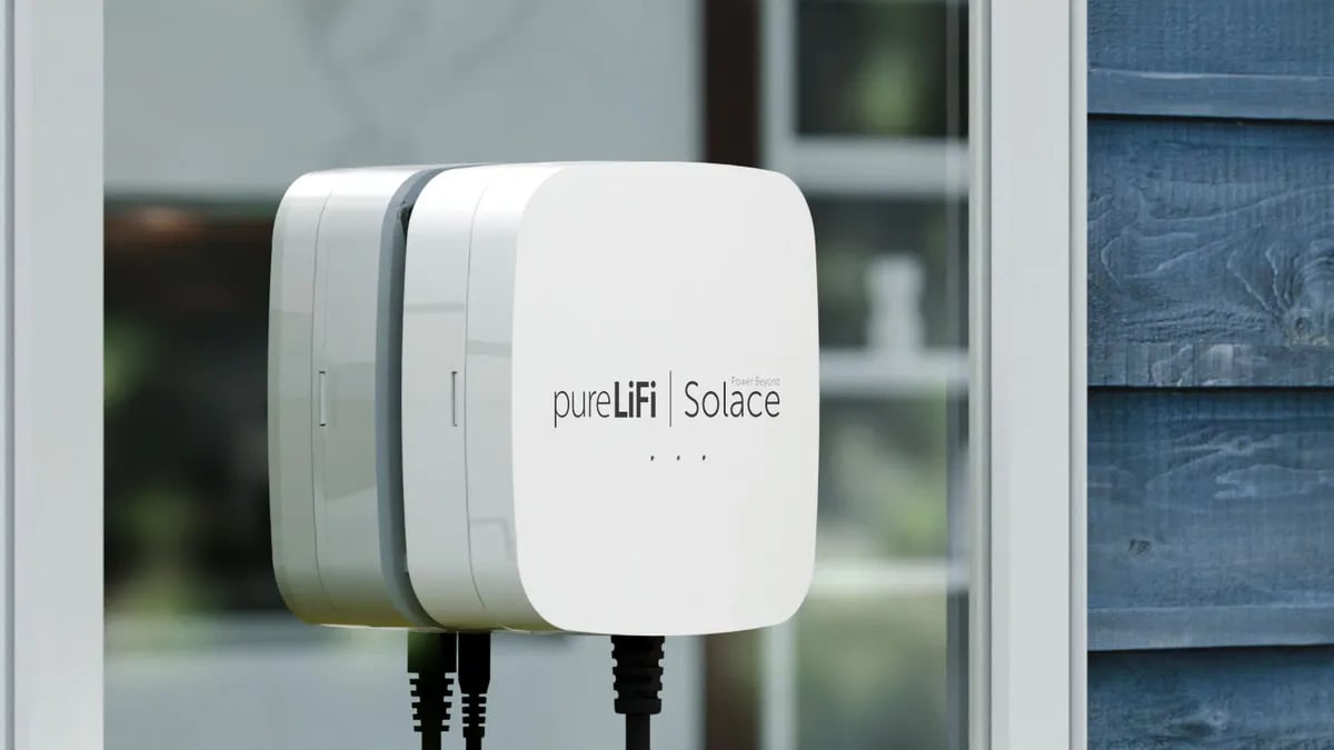 وداعًا للواي فاي؟ تقنية Li-Fi تنقل البيانات بسرعة 224 غيغابت/الثانية