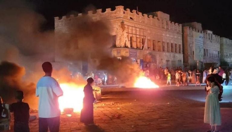 ساحل حضرموت.. "رياح الفتنة' تجمع شمل القاعدة بالإخوان والحوثي