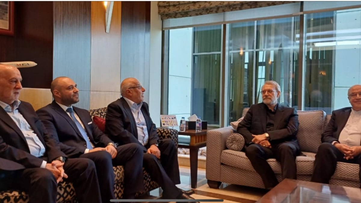 ماذا أعلن لاريجاني فور وصوله الى بيروت؟
