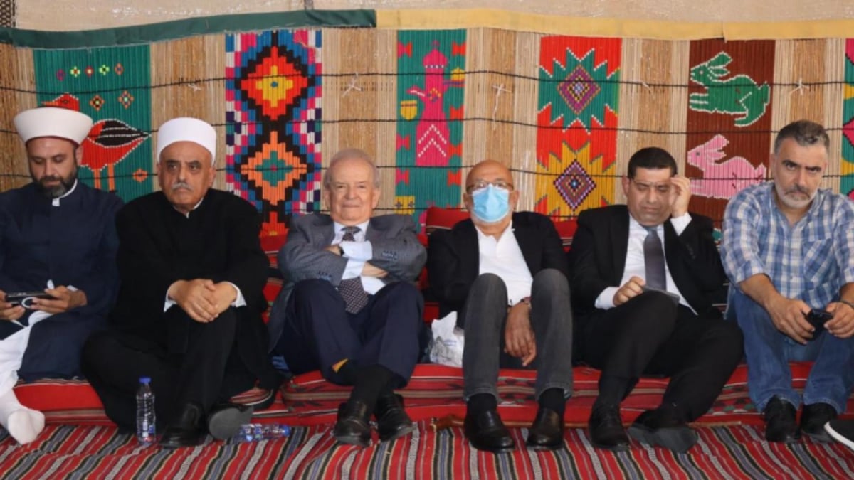 خيمة العشائر تجمع فاعليات عاليه في بتاتر