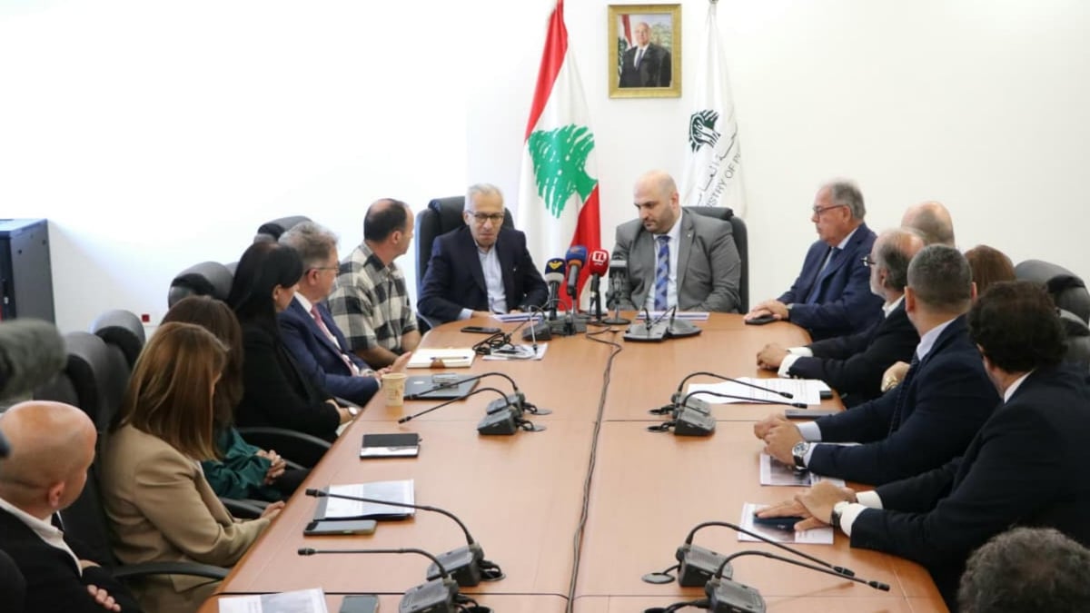 وزيرا الصحة والاقتصاد بحثا في إدخال العناية التلطيفية إلى بوالص التأمين