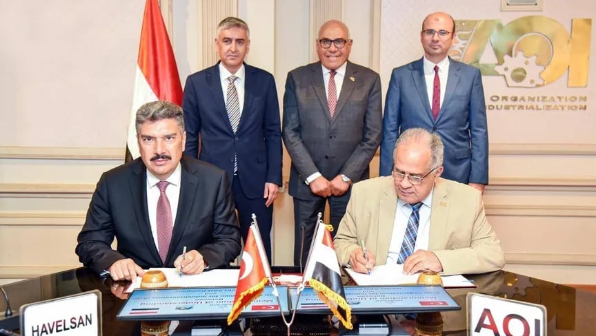 مصر وتركيا تتفقان على الإنتاج المشترك لطائرات مسيرة