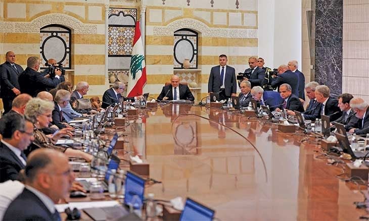 ملف "حصرية السلاح في يد الدولة" نجم جلسة مجلس الوزراء اللبناني بعد سقوط محاولات التأجيل