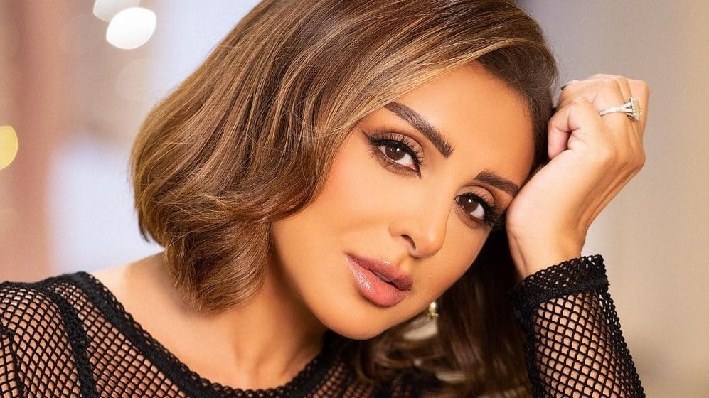 خطأ طبي سبب معاناة أنغام.. طبيب مصري يكشف مفاجأة