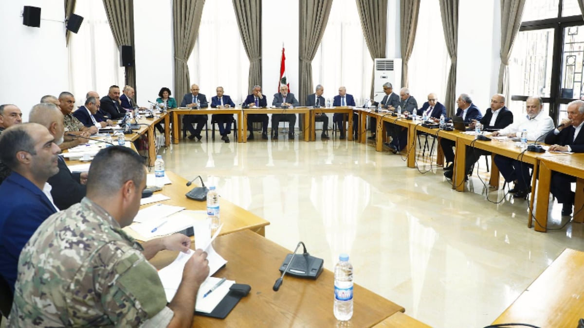 لجنة الدفاع أقرت قانون تسوية أوضاع رتباء وأفراد الضابطة الجمركية